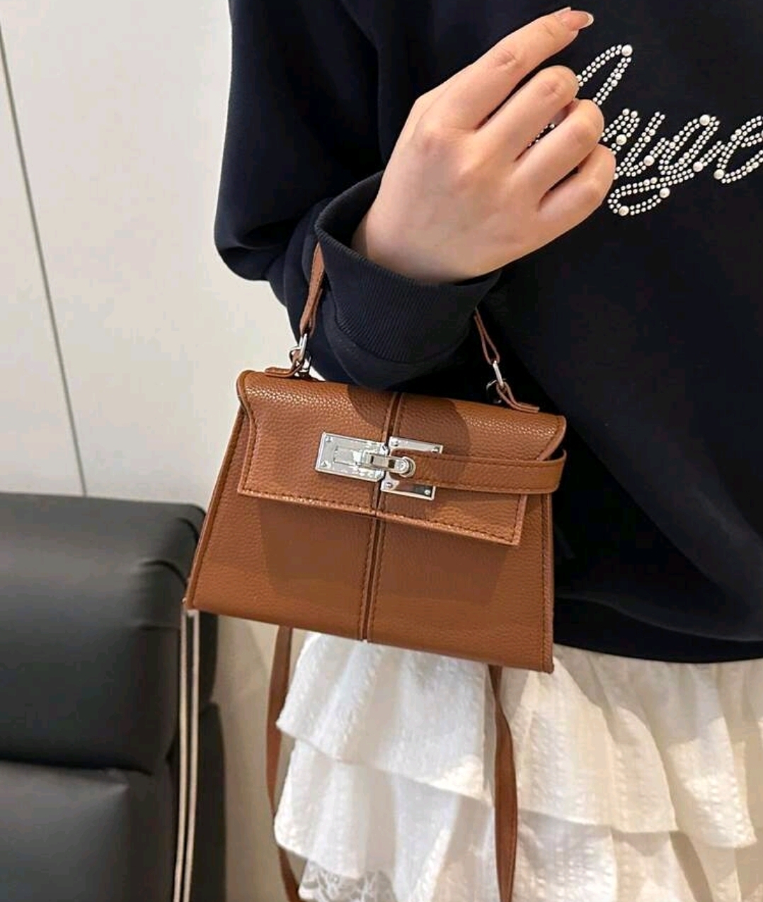 CHICKLUXE Elegance